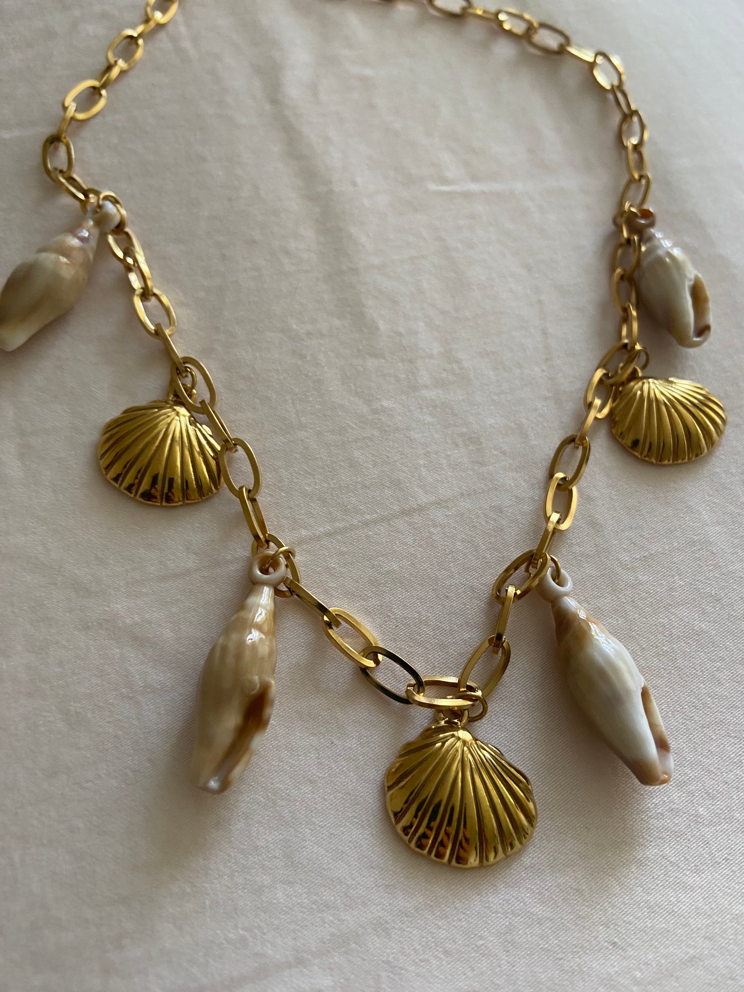 Seashell Couture - 18k Gold Necklace