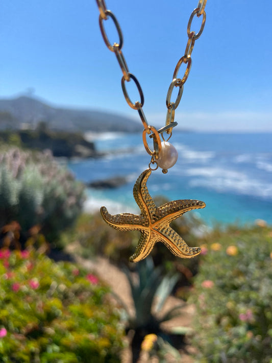 Starfish Paradise - 18k Gold Necklace