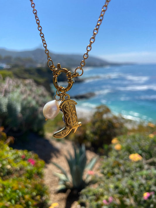 Beach Cowgirl - 18k Gold Necklace