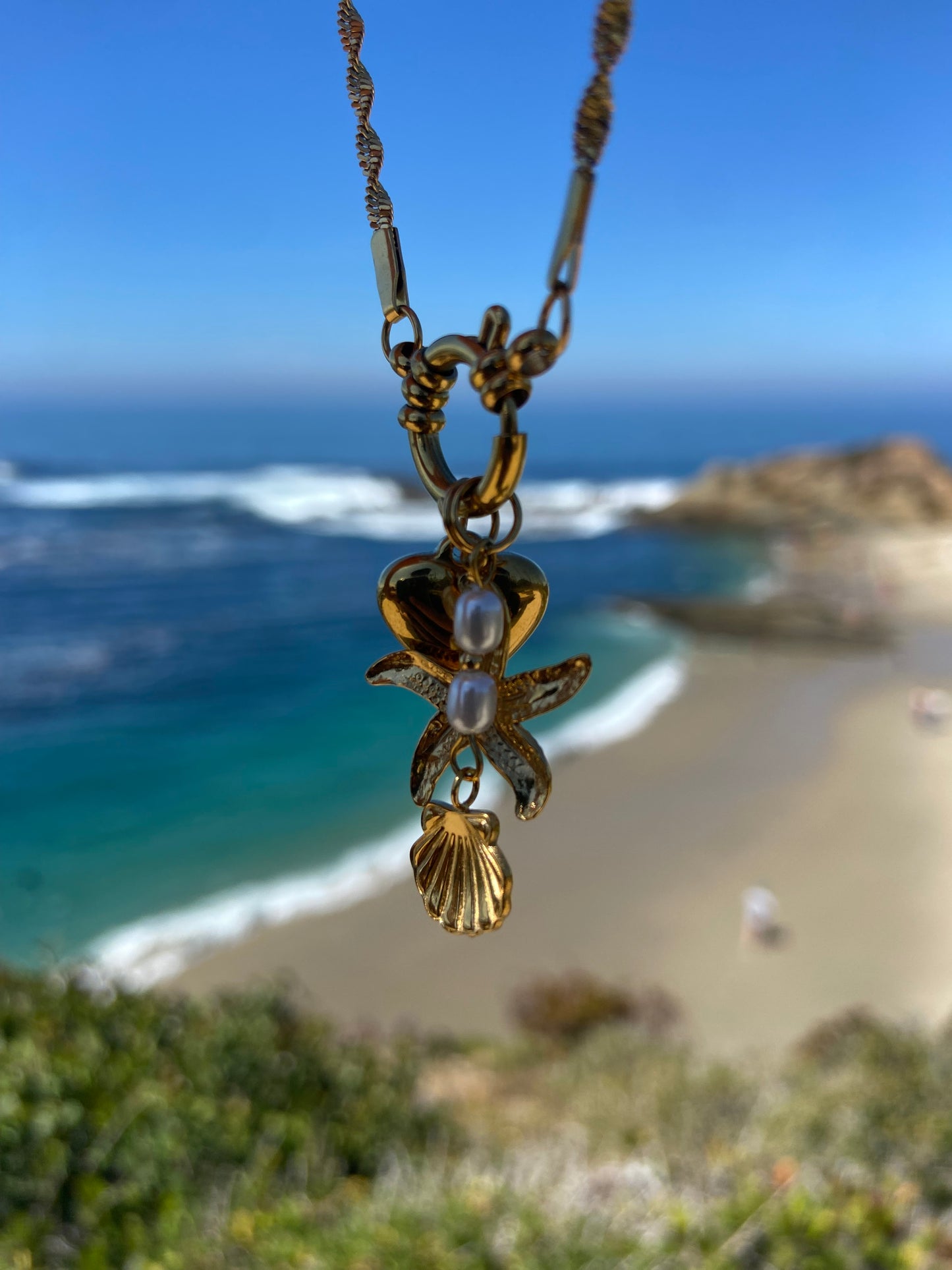 Mermaid Treasures - 18k Gold Necklace