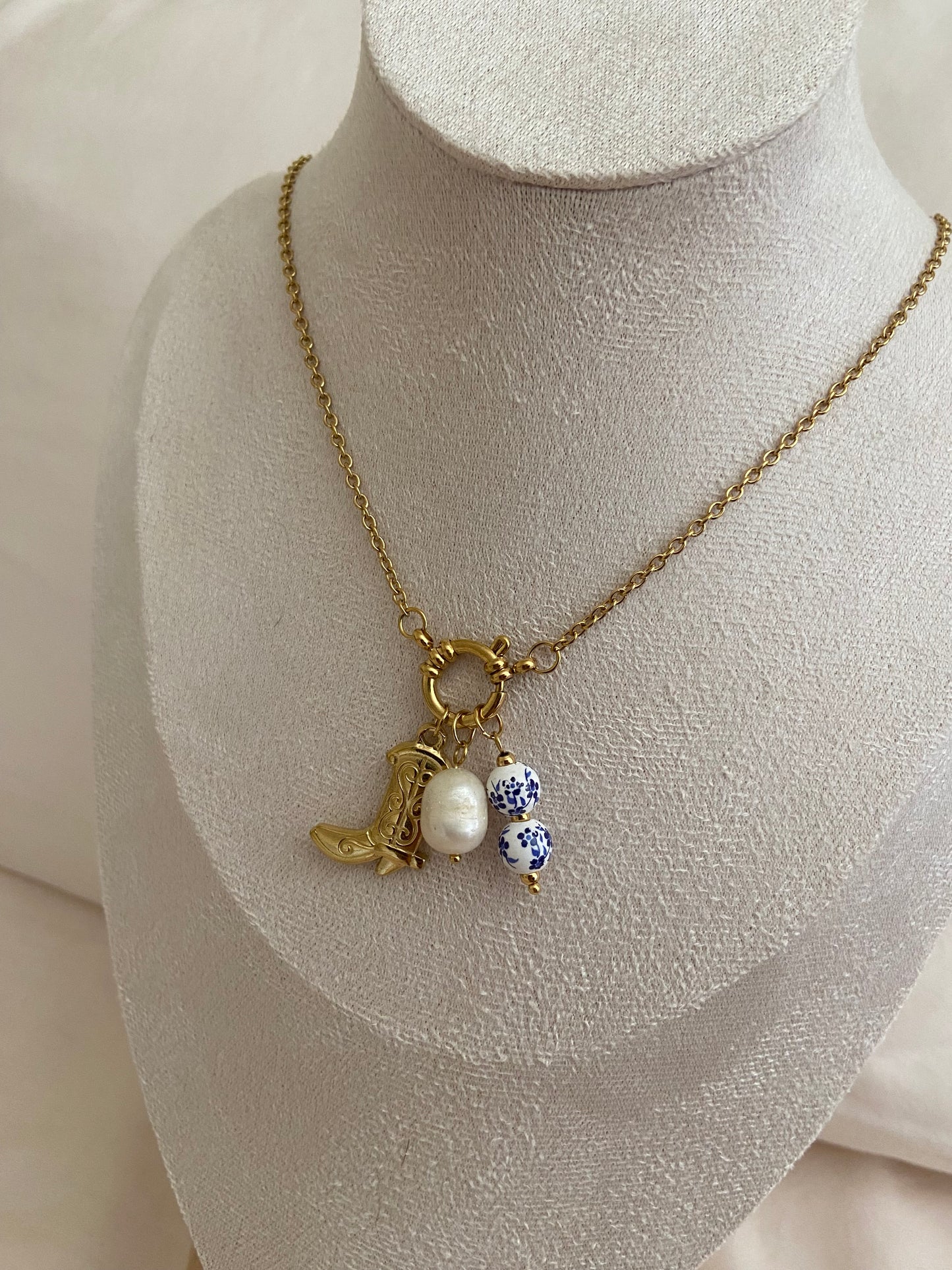 Beach Cowgirl - 18k Gold Necklace